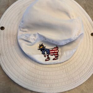 Kids White Bucket Hat with Moose Patch
